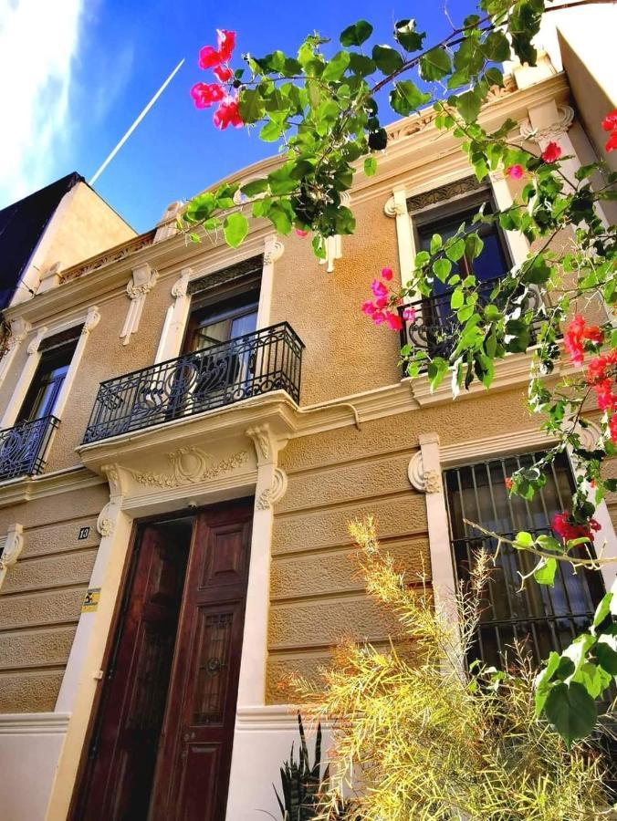 Portrait Boutique Guesthouse Valenza Esterno foto