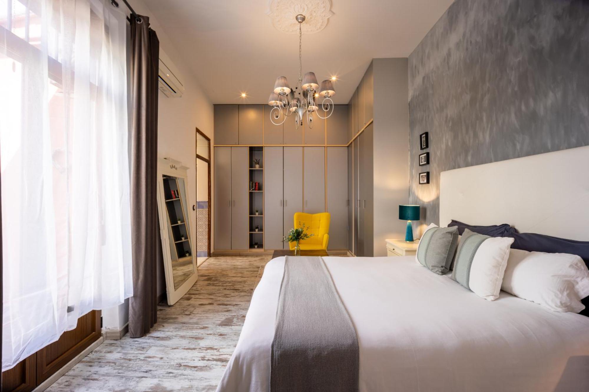 Portrait Boutique Guesthouse Valenza Esterno foto
